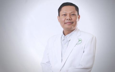 Dr. Sugiyono Somoastro, Sp.PD  – KHOM